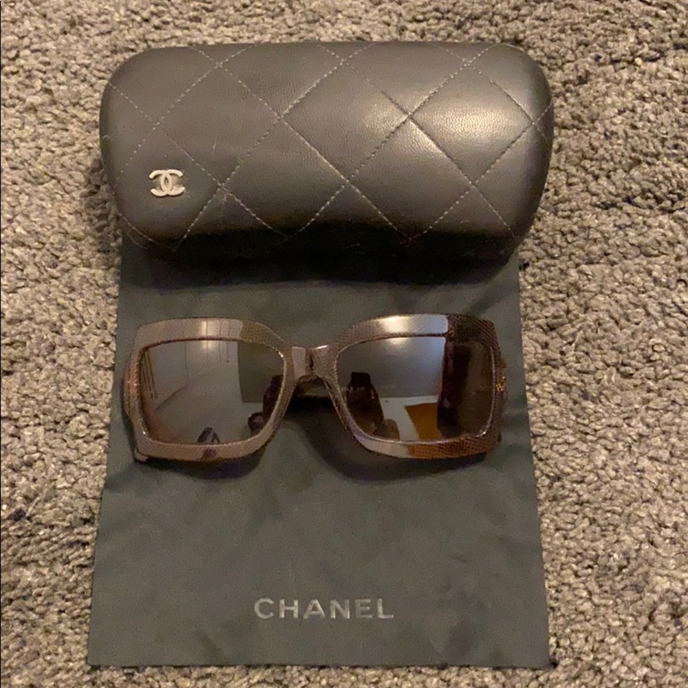 Women’s Chanel brown sunglasses
